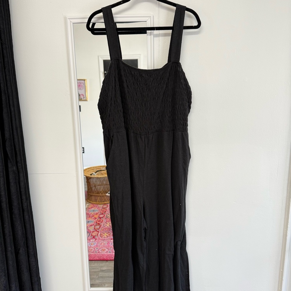 Elegant Black Women's Jumper